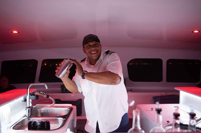 aruba-sunset-sail-with-appetizers-and-open-bar