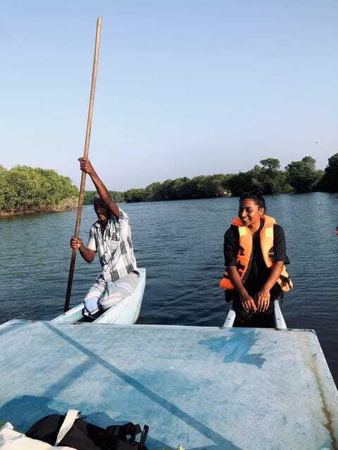 arugam-bay-lagoon-boat-safari-with-safety-measures