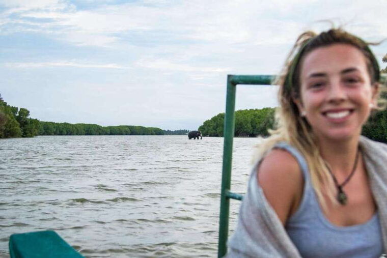 arugambay-pottuvil-lagoon-boat-safari-eco-tours