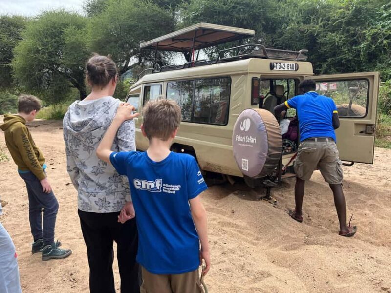Arusha: 4-Day Serengeti, Ngorongoro & Tarangire Safari - Key Points