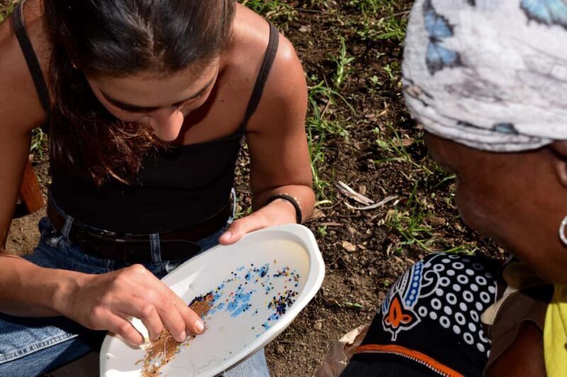 Arusha: Maasai-style Beaded Jewelry Lesson - How the Experience Feels in Practice