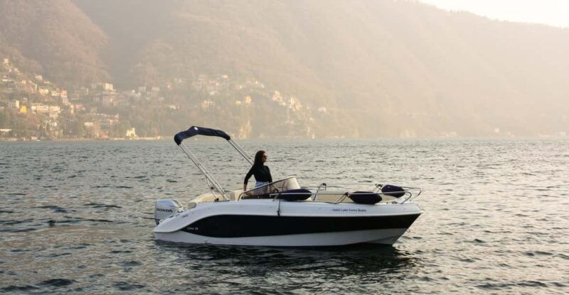 as-1-hour-private-speedboat-tour-on-lake-como
