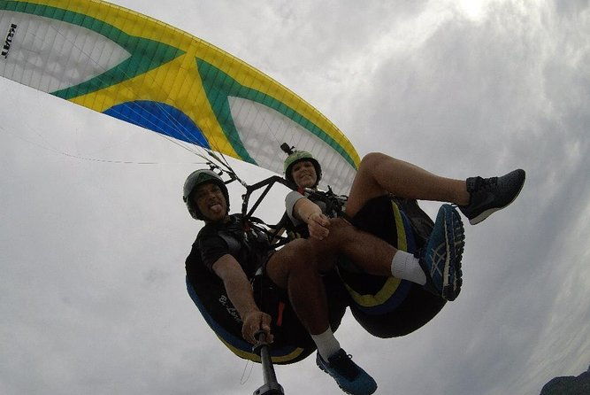 asa-delta-or-parapente-rio