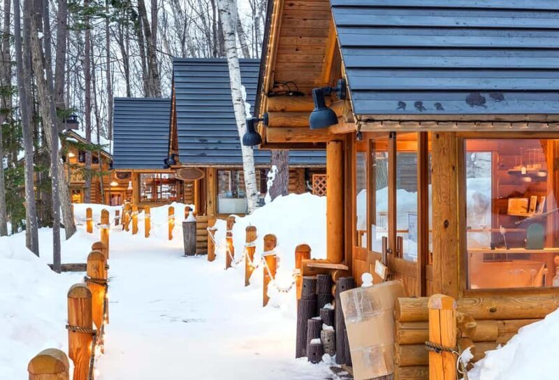 Asahiyama Adventure: Zoo+Waterfalls & Blue Pond Day Tour - FAQs