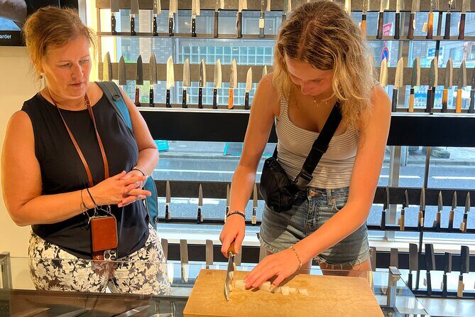 Asakusa Afternoon Stroll with Dinner at a Hidden Gem Restaurant - An In-Depth Look at the Asakusa Afternoon Stroll and Dinner Tour