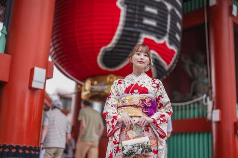Asakusa: Family-Friendly Kimono & Yukata Experience - Discovering the Kimono Experience in Asakusa