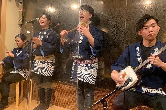asakusa-live-music-performance-over-traditional-dinner