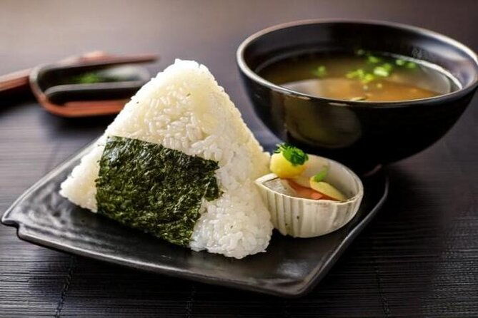 asakusa-morning-teishoku-onigiri-and-miso-soup-workshop