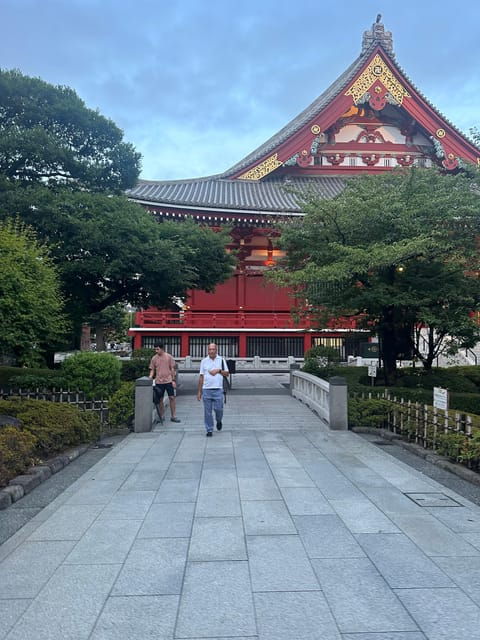 asakusa-private-tour-sensoji-temple-and-sky-tree-tower