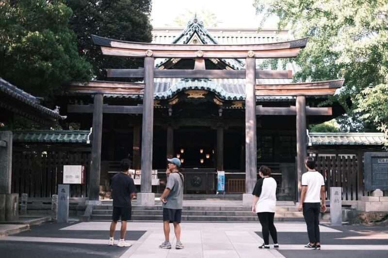 Asakusa Seven Lucky Gods Cycling Tour with English Guide - Exploring Taito City: The First Stops