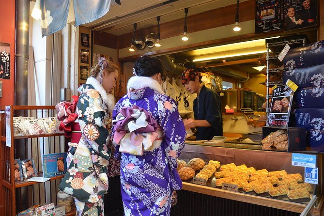 asakusa-tokyos-1-family-food-tour-2