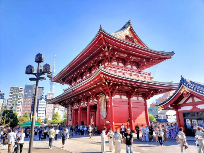 asakusa-walking-tour-tokyo-culinary-delights-and-nature