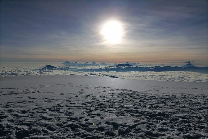 ascent-to-the-cotopaxi-volcano-from-quito