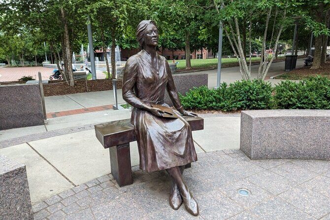 Asheville Scavenger Hunt Walking Tour and Game - Who Should Consider This Tour?