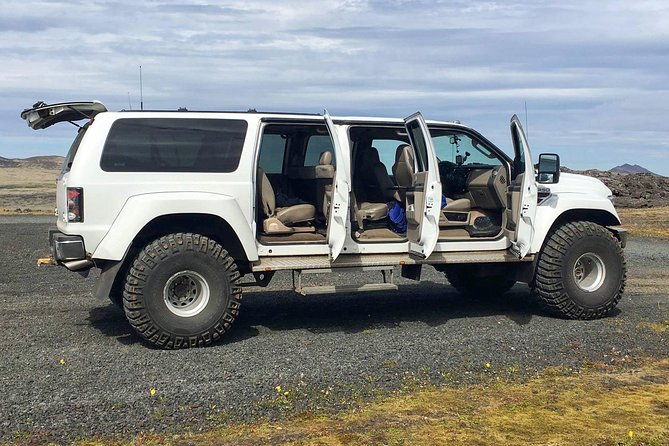 askja-holuhraun-super-jeep-day-tour-from-lake-myvatn