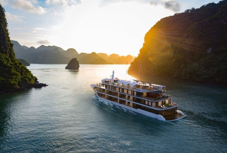 aspira-cruise-2d1n-luxury-getaway-at-ha-long-lan-ha-bay