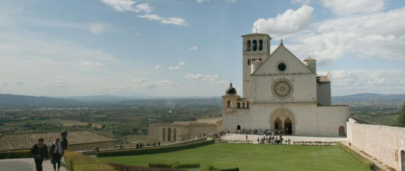 assisi-and-countryside-winery-private-tour-from-rome