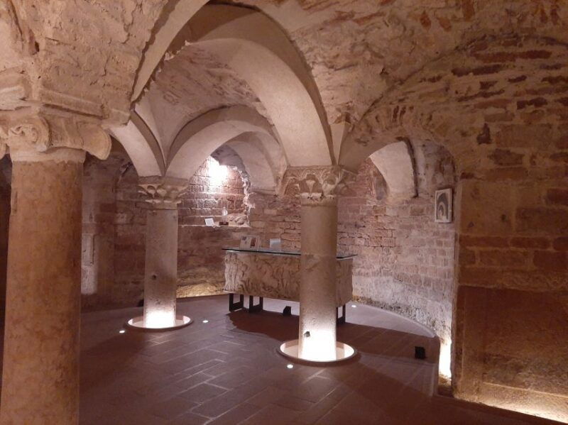 assisi-crypt-of-san-rufino-and-roman-forum-underground-tour