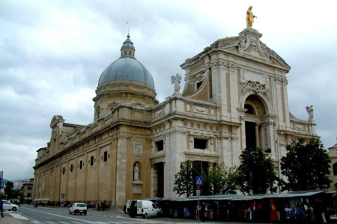 assisi-full-day-tour-including-st-francis-basilica-and-porziuncola-3