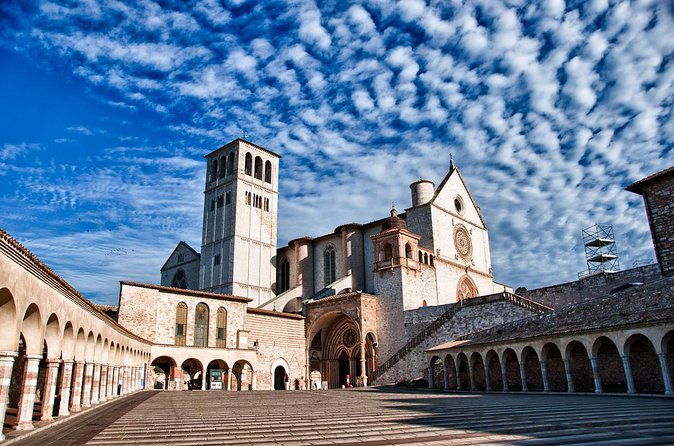 assisi-fullday-from-rome-with-papal-blessing-on-parchment-and-lunch-included