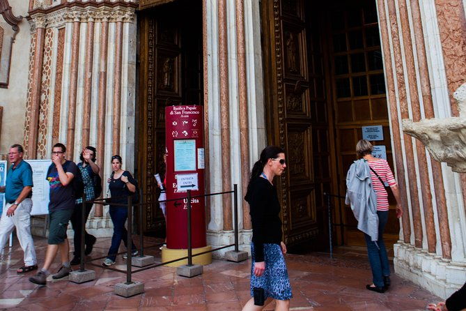 assisi-saint-francis-path-tour-from-rome