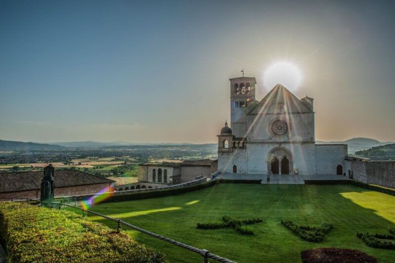 assisi-walk-in-the-footsteps-of-st-francis-and-carlo-acutis