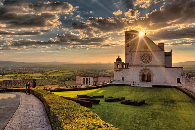 assisi-walking-tour-with-audio-and-written-guide-by-a-local
