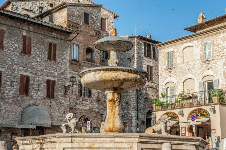 assisi-walking-tour-with-st-francis-basilica-visit