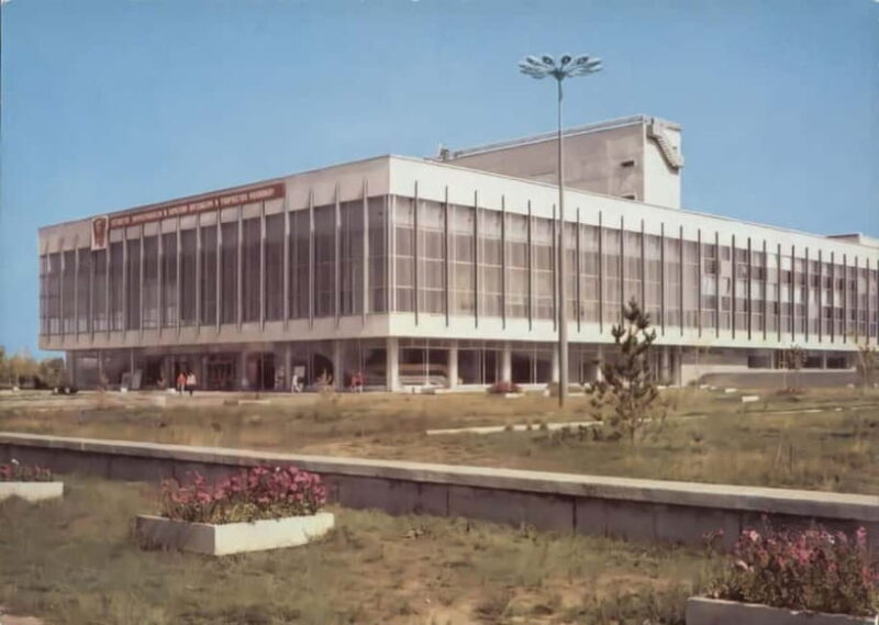 Astana: Old City Tour, Imperialistic and Soviet Architecture - Why This Tour Stands Out