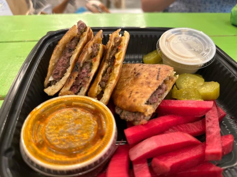 astoria-queens-small-group-walking-and-food-tasting-tour