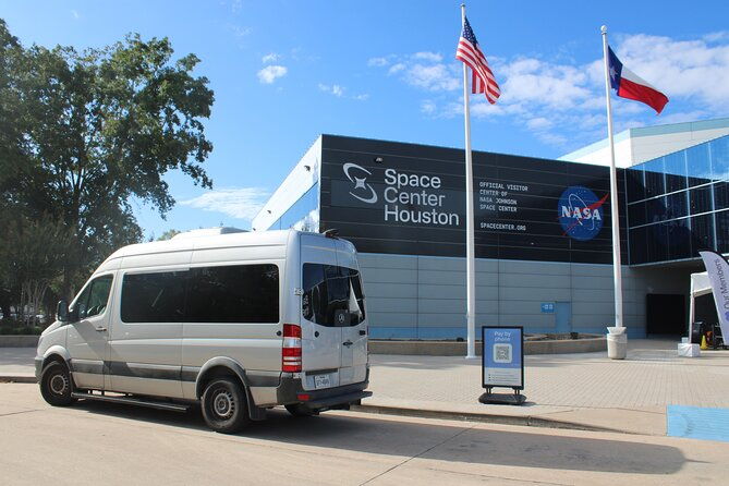 astroville-tunnel-tour-nasa-space-center-ticket-transportation-2