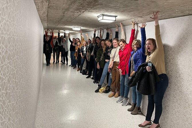 astroville-tunnel-tour-nasa-space-center-ticket-transportation-2