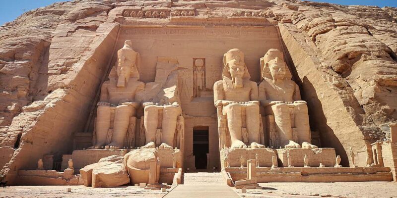 Aswan: Private Tour to Abu Simbel Temple by Flight - The Experience on the Ground