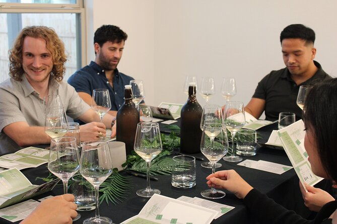 at-home-private-wine-or-na-wine-tasting-experience-in-austin-2