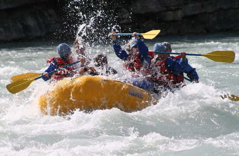 athabasca-falls-class-2-white-water-rafting-adventure