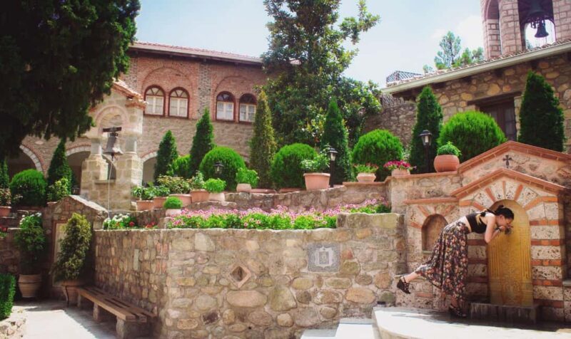 Athens: 2-Day Meteora Monasteries/Caves Tour and Hotel Stay - Who is this tour for?  