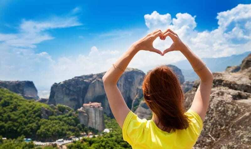 Athens: 2-Day Meteora Tour with Local Guides and Hotel Stay - An In-Depth Look at the 2-Day Meteora Experience