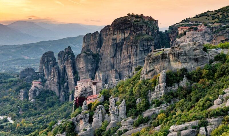 athens-2-day-trip-to-meteora-with-guided-tours-and-hotel-2