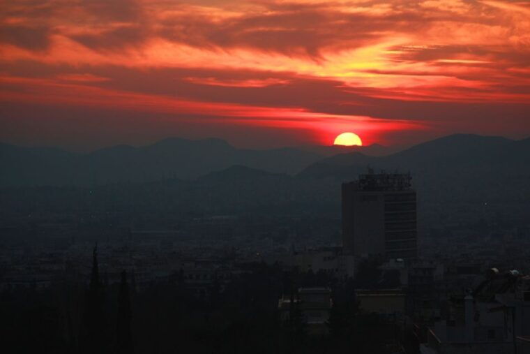 athens-6-course-greek-dinner-on-a-rooftop-with-wine