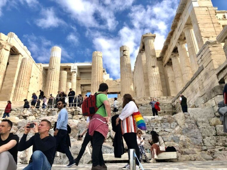 athens-acropolis-guided-tour-in-spanish-with-official-guide