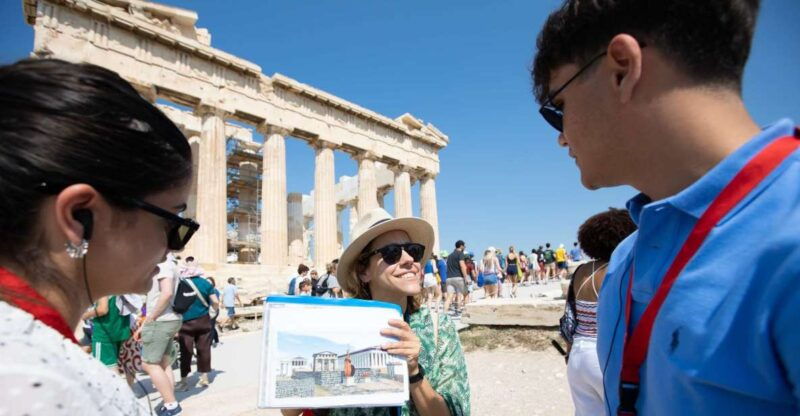 athens-acropolis-guided-walking-tour-plaka-audio-tour