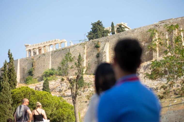 athens-acropolis-guided-walking-tour-plaka-audio-tour