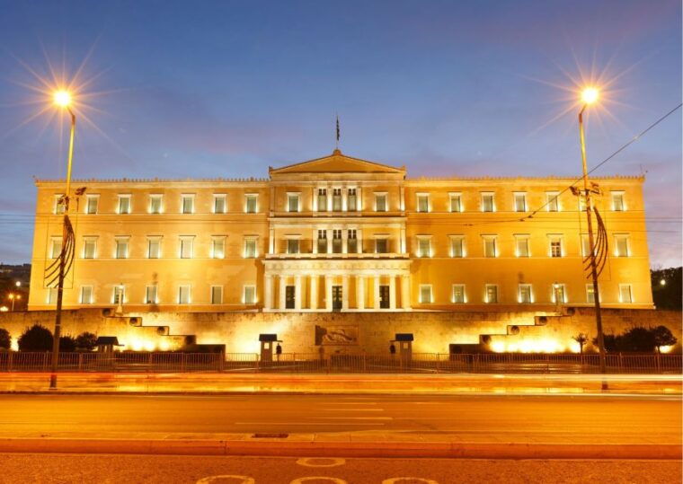 athens-acropolis-visit-and-city-night-tour