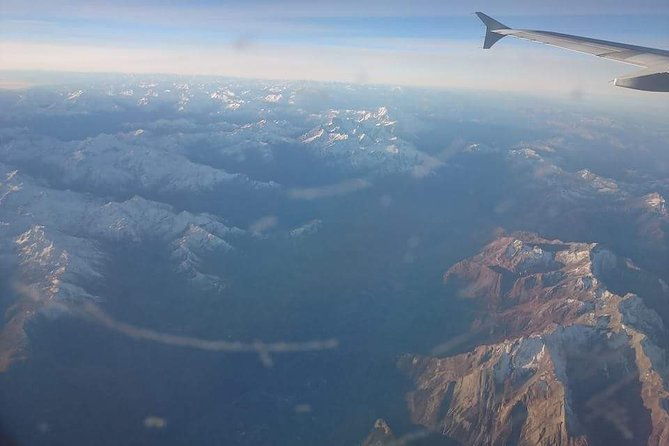 athens-airport-to-piraeus-cruise-terminal-transfer-by-mercedes-e-class-wagon-2