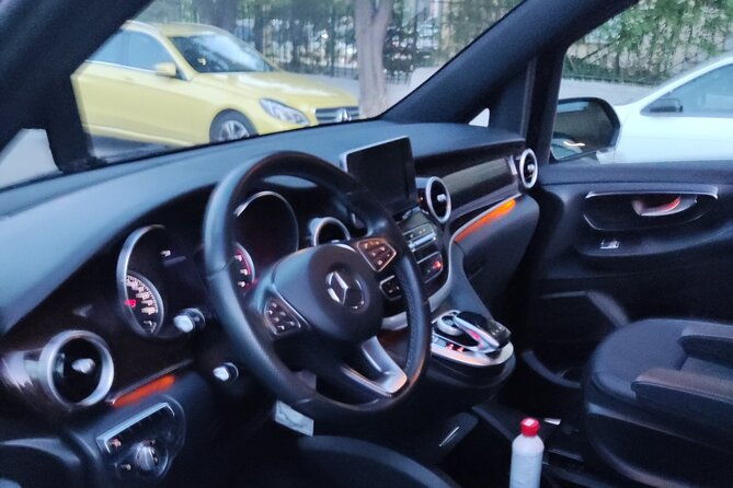 athens-airport-to-piraeus-port-hotel-private-luxury-transfer