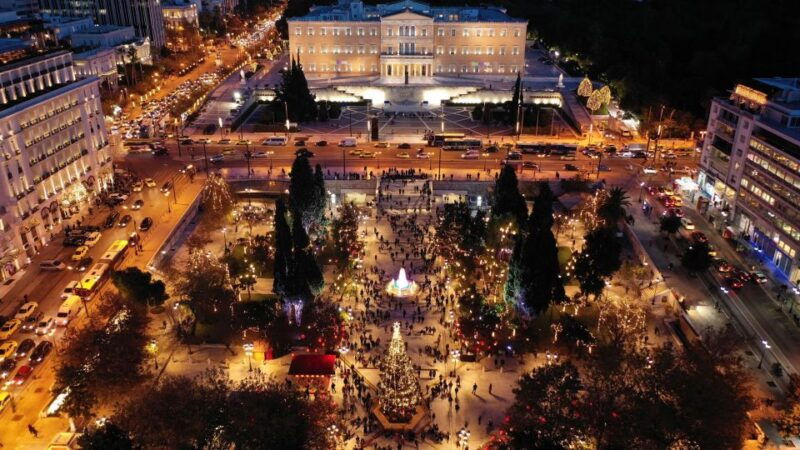 athens-at-night-small-group-walking-tour-with-dinner