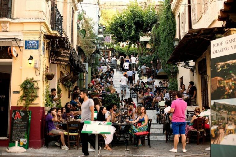 athens-at-twilight-night-tour-with-drinks-and-meze-dishes