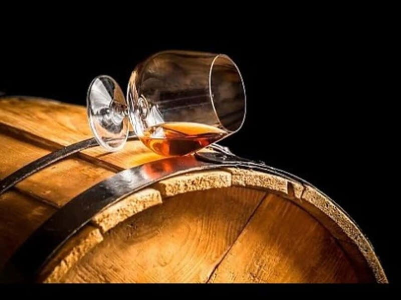 Athens: Brandy & Tsipouro Tasting - Why This Tour Offers Value and Authenticity