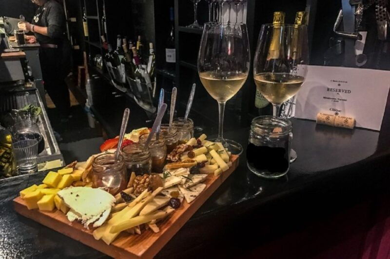 athens-by-night-sightseeing-spirits-and-food