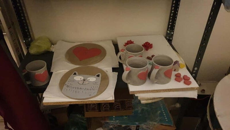 Athens: Ceramic hand building lessons - Key Points